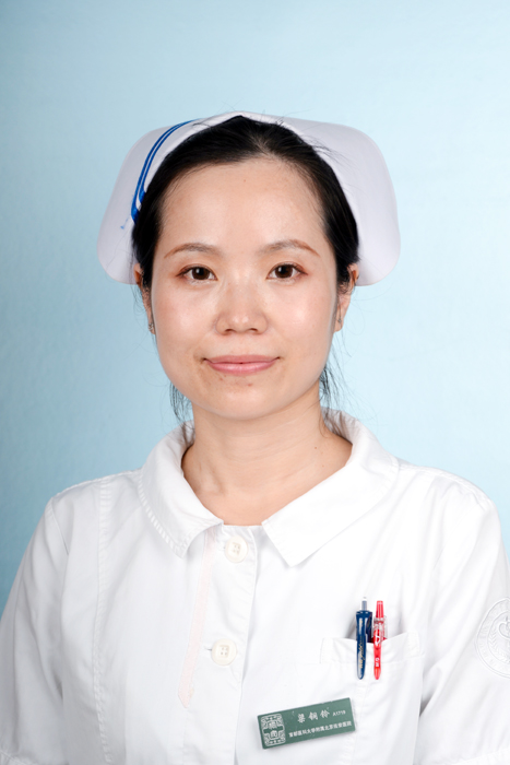 梁銅玲：獲得北京護(hù)理學(xué)會(huì)認(rèn)證的傷口造口失禁專(zhuān)科護(hù)士.jpg