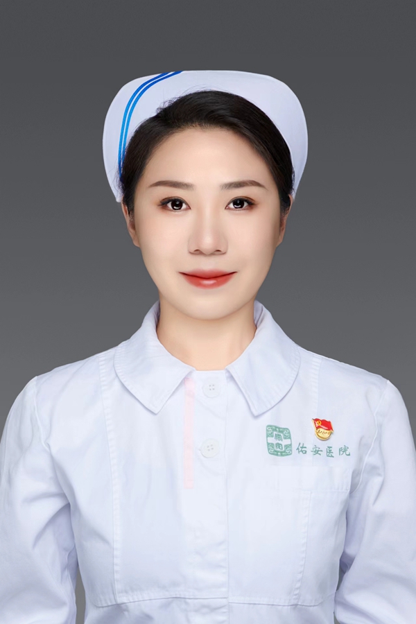 高媛.jpg